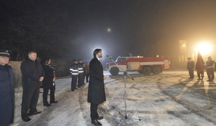  Odovzdanie hasičského vozidla TATRA CAS 148  ministrom vnútra S