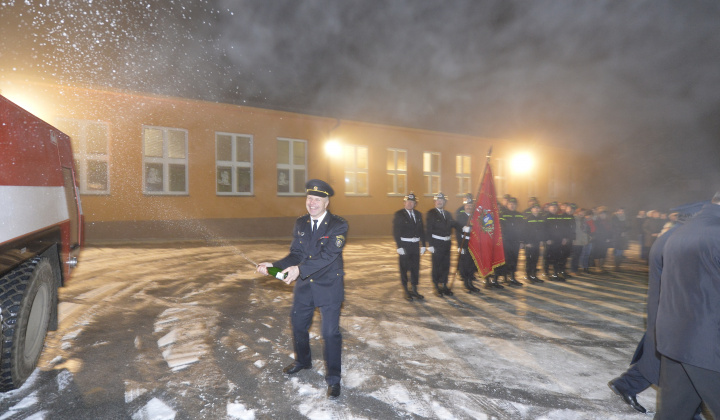 Odovzdanie hasičského vozidla TATRA CAS 148  ministrom vnútra S