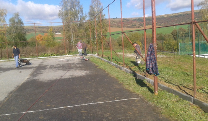 Výstavba klziska rok 2012
