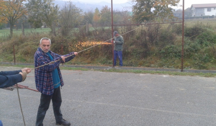 Výstavba klziska rok 2012