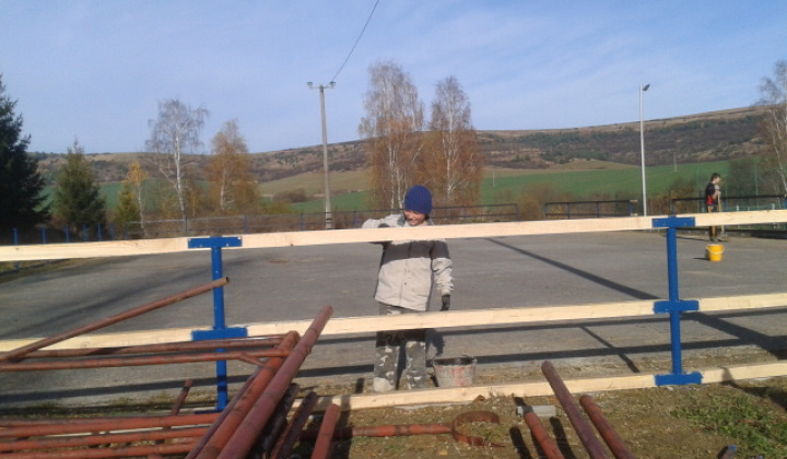 Výstavba klziska rok 2012