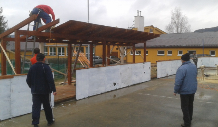 Výstavba klziska rok 2012